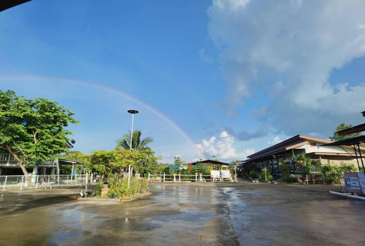Pangsapuri studio 18 m² dengan 1 bilik mandi peribadi di Ban Luang Chom Thong Luaran gambar