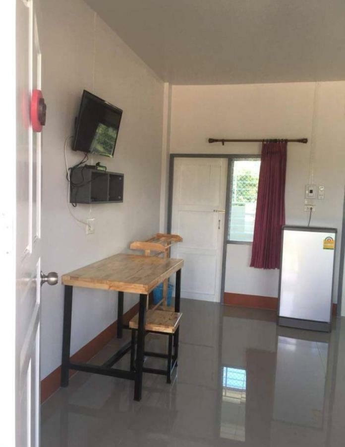 Pangsapuri studio 18 m² dengan 1 bilik mandi peribadi di Ban Luang Chom Thong Luaran gambar